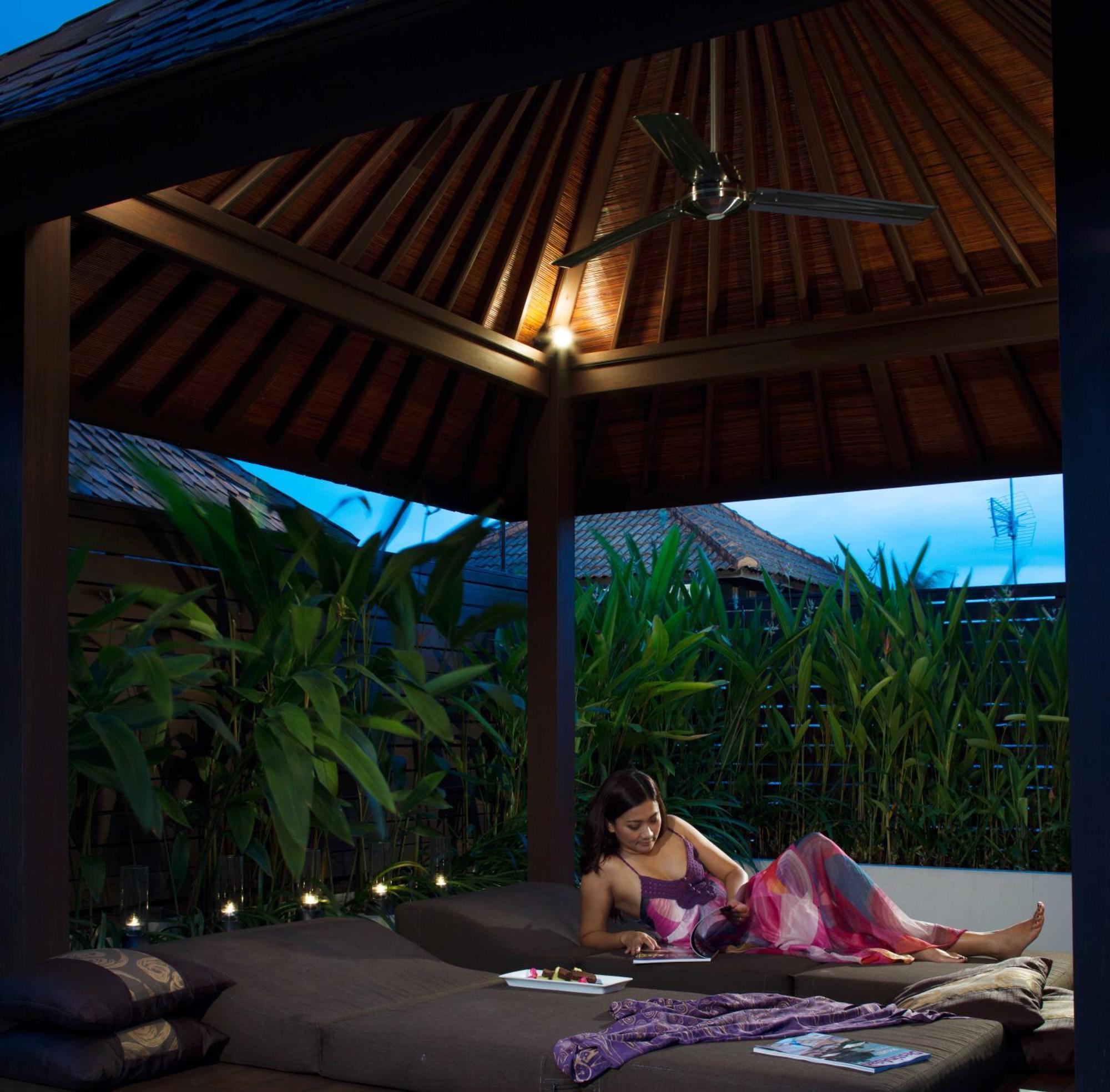 Sun Island Boutique & विला *